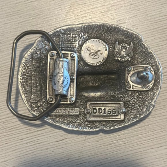 Insert Coin 50p Unzip, Guaranteed Action Handke with Care - Picture 2 of 2